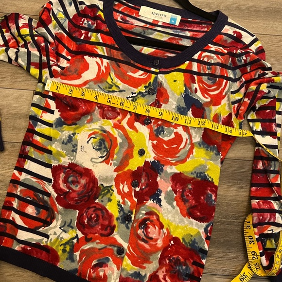 Anthropologie Sparrow Beautiful Button Top- Small - Picture 4 of 7